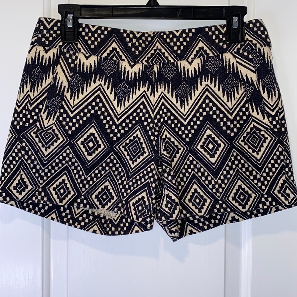J. Crew | Black/Cream Aztec Boho Patterned Chino Shorts size 0